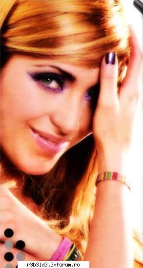 Avon - ad3_dulc3 - Anahi-Mia