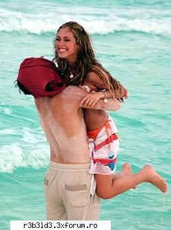Poze - ad3_dulc3 - Anahi y Poncho-Mia y Miguel