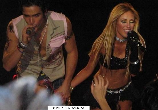 Poze - noroc cas multe poze - Anahi y Poncho-Mia y Miguel