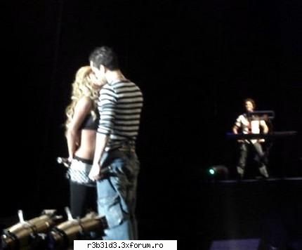 Poze - eee vedeti ce fac - Anahi y Poncho-Mia y Miguel