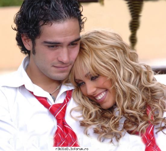 Poze - poza mea preferata - Anahi y Poncho-Mia y Miguel