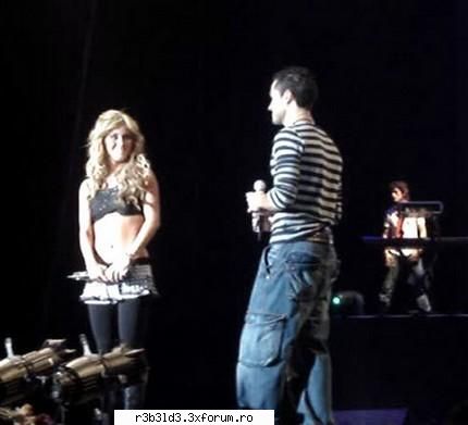 Poze - eee din timpu concertului - Anahi y Poncho-Mia y Miguel