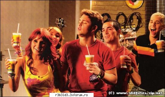 RBD-La FAMILIA!!! - ji aici cred k snt totzi :D :D :D - R3b3ld3