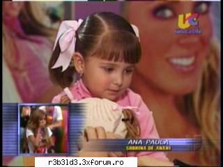 anahi si nepoata ei - aici putei vedea o dulcik de fetita nepoata lu - Anahi-Mia
