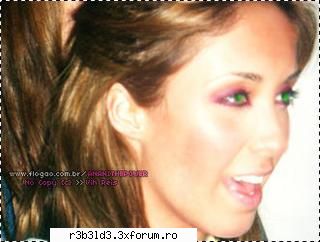 are anahi lentile de contact????? - voi ce credeti?mai puneti poze cu ea in astfel de - Anahi-Mia