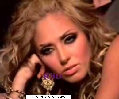 cum ii sta mai bine???? - dar creata creata si cu parul pana la umeri - Anahi-Mia
