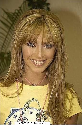 poze... - andreea93rbd - Anahi-Mia